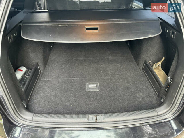 Черный Фольксваген Пассат, объемом двигателя 2 л и пробегом 235 тыс. км за 12300 $, фото 58 на Automoto.ua