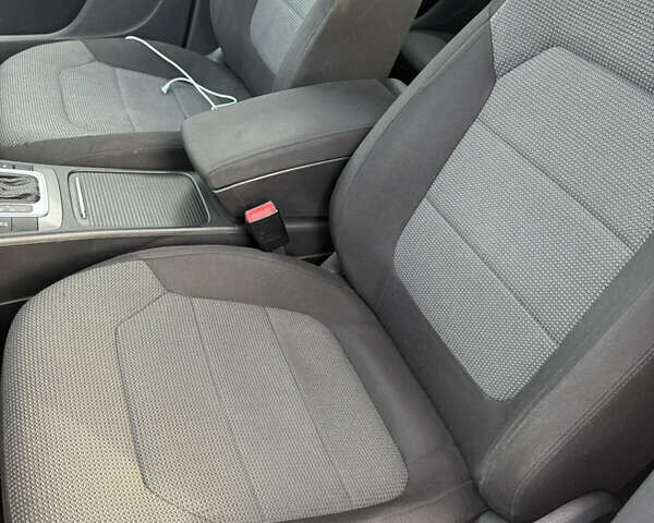 Черный Фольксваген Пассат, объемом двигателя 1.97 л и пробегом 278 тыс. км за 11400 $, фото 13 на Automoto.ua