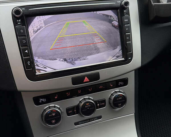 Чорний Фольксваген Пассат, об'ємом двигуна 2 л та пробігом 251 тис. км за 11699 $, фото 9 на Automoto.ua