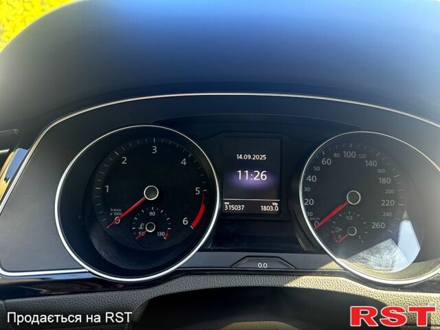 Черный Фольксваген Пассат, объемом двигателя 2 л и пробегом 323 тыс. км за 13600 $, фото 11 на Automoto.ua