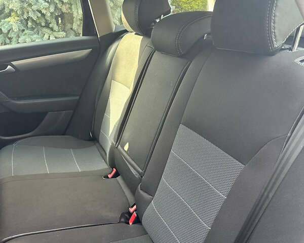 Черный Фольксваген Пассат, объемом двигателя 1.97 л и пробегом 245 тыс. км за 11500 $, фото 9 на Automoto.ua