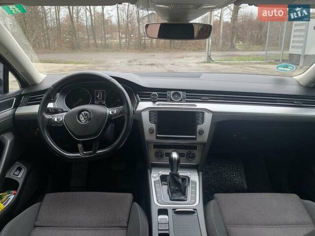 Чорний Фольксваген Пассат, об'ємом двигуна 2 л та пробігом 175 тис. км за 14950 $, фото 16 на Automoto.ua