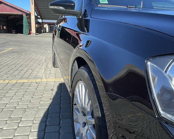 Черный Фольксваген Пассат, объемом двигателя 1.97 л и пробегом 204 тыс. км за 16000 $, фото 6 на Automoto.ua