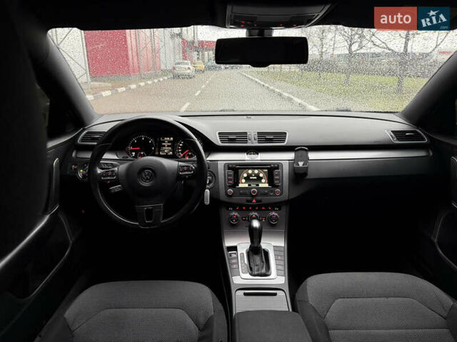 Черный Фольксваген Пассат, объемом двигателя 1.97 л и пробегом 365 тыс. км за 11200 $, фото 17 на Automoto.ua