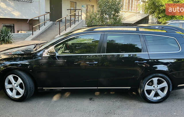 Чорний Фольксваген Пассат, об'ємом двигуна 2 л та пробігом 280 тис. км за 12700 $, фото 3 на Automoto.ua