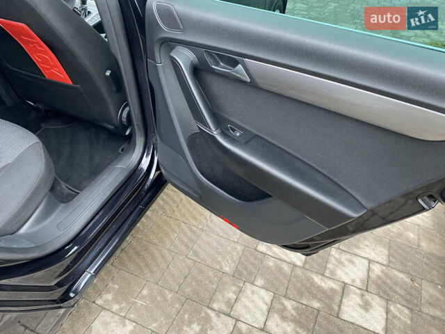 Черный Фольксваген Пассат, объемом двигателя 2 л и пробегом 232 тыс. км за 11500 $, фото 72 на Automoto.ua