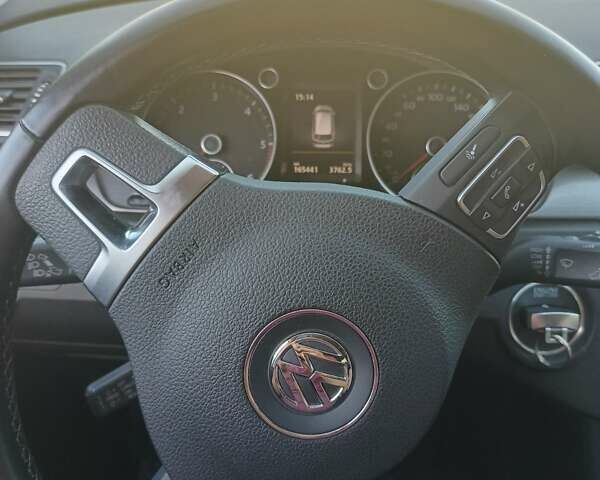 Черный Фольксваген Пассат, объемом двигателя 1.97 л и пробегом 165 тыс. км за 12900 $, фото 5 на Automoto.ua