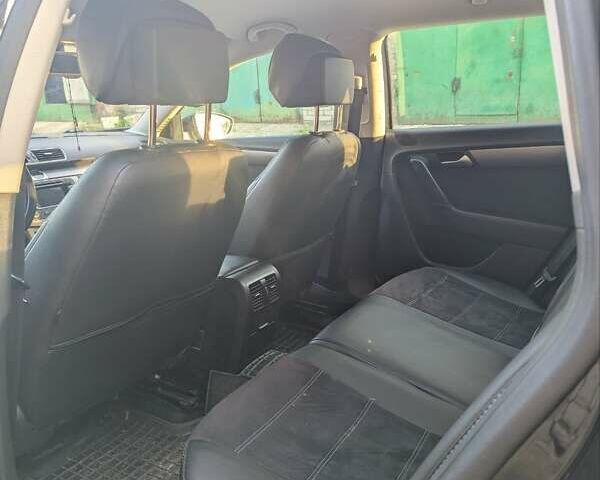 Чорний Фольксваген Пассат, об'ємом двигуна 1.6 л та пробігом 250 тис. км за 11500 $, фото 28 на Automoto.ua