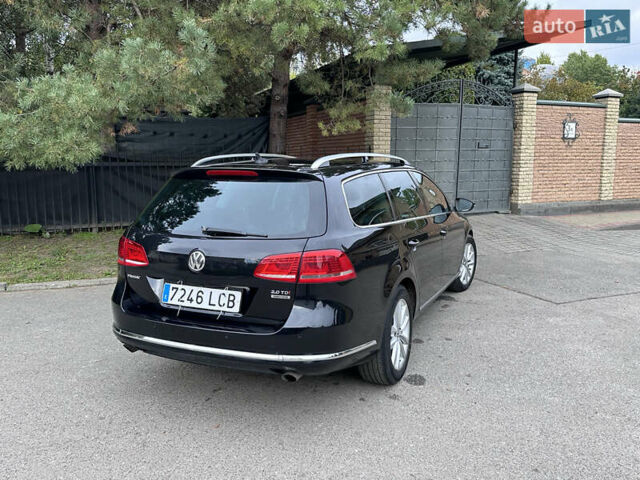 Чорний Фольксваген Пассат, об'ємом двигуна 2 л та пробігом 223 тис. км за 13990 $, фото 4 на Automoto.ua
