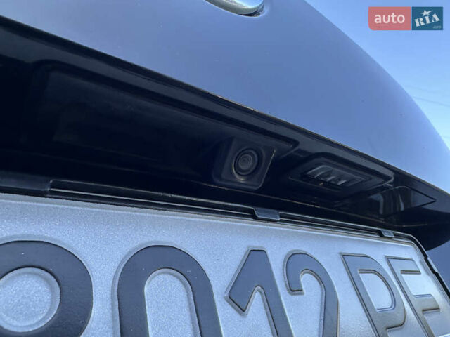 Чорний Фольксваген Пассат, об'ємом двигуна 2 л та пробігом 212 тис. км за 13850 $, фото 14 на Automoto.ua