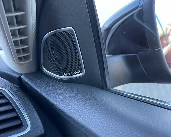 Черный Фольксваген Пассат, объемом двигателя 1.97 л и пробегом 204 тыс. км за 16000 $, фото 17 на Automoto.ua