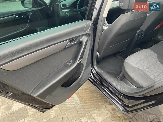 Черный Фольксваген Пассат, объемом двигателя 2 л и пробегом 232 тыс. км за 11500 $, фото 65 на Automoto.ua