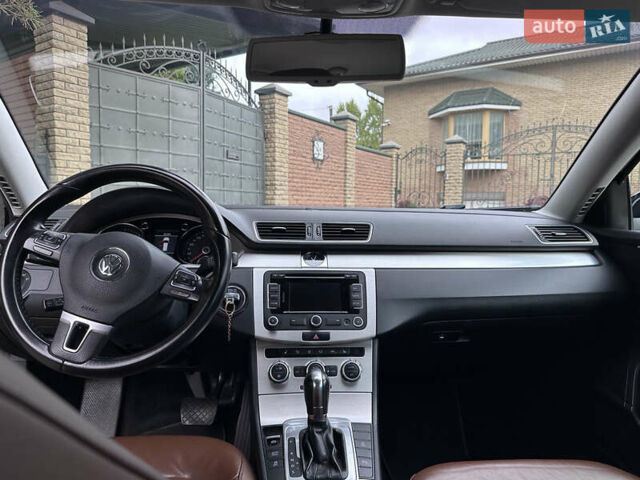 Чорний Фольксваген Пассат, об'ємом двигуна 2 л та пробігом 223 тис. км за 13990 $, фото 50 на Automoto.ua