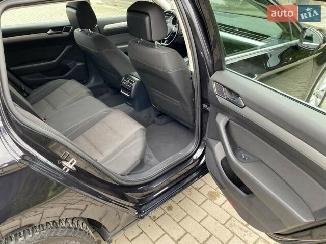 Черный Фольксваген Пассат, объемом двигателя 2 л и пробегом 270 тыс. км за 14600 $, фото 40 на Automoto.ua