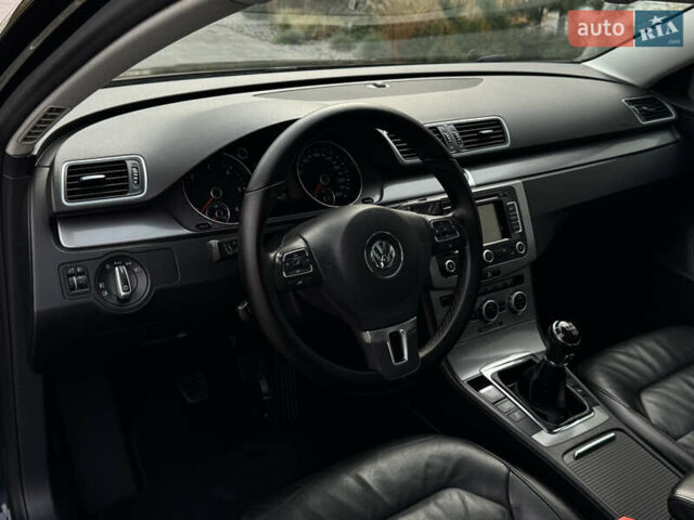 Чорний Фольксваген Пассат, об'ємом двигуна 2 л та пробігом 193 тис. км за 13500 $, фото 10 на Automoto.ua