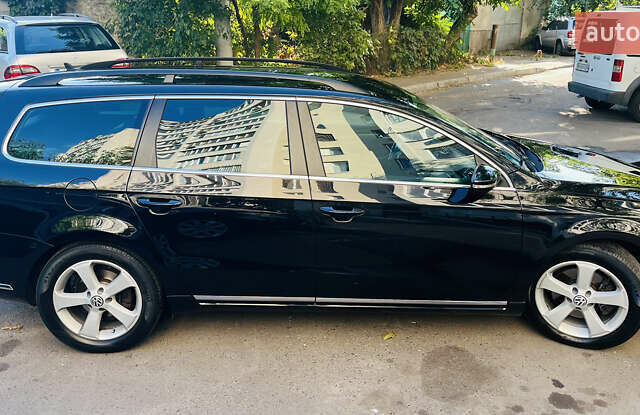 Чорний Фольксваген Пассат, об'ємом двигуна 2 л та пробігом 280 тис. км за 12700 $, фото 4 на Automoto.ua