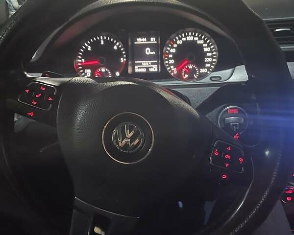 Чорний Фольксваген Пассат, об'ємом двигуна 1.97 л та пробігом 370 тис. км за 12000 $, фото 9 на Automoto.ua