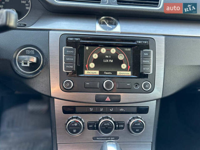 Черный Фольксваген Пассат, объемом двигателя 1.97 л и пробегом 245 тыс. км за 11500 $, фото 10 на Automoto.ua