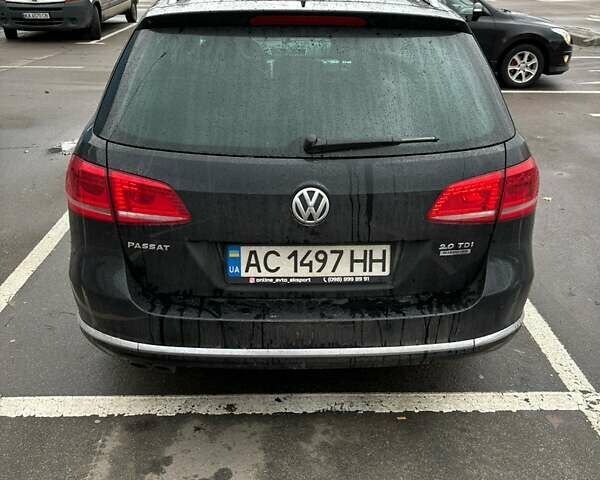 Черный Фольксваген Пассат, объемом двигателя 1.97 л и пробегом 304 тыс. км за 14000 $, фото 7 на Automoto.ua