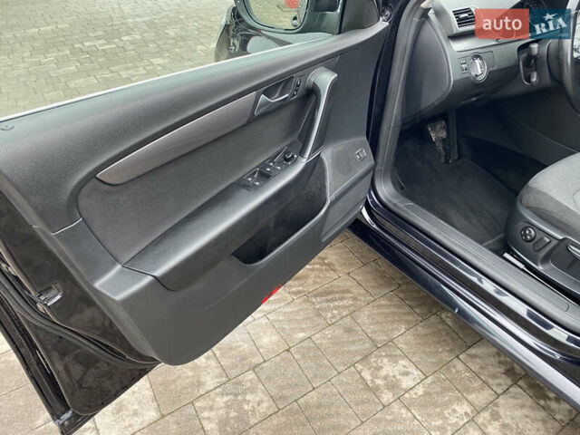 Черный Фольксваген Пассат, объемом двигателя 2 л и пробегом 232 тыс. км за 11500 $, фото 59 на Automoto.ua