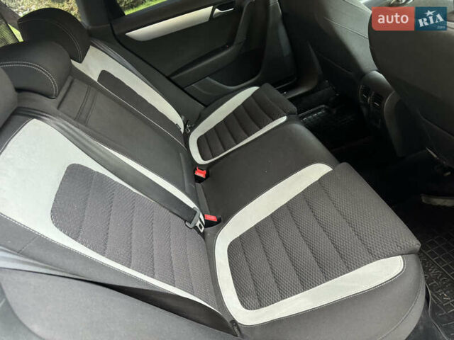 Черный Фольксваген Пассат, объемом двигателя 2 л и пробегом 235 тыс. км за 12300 $, фото 52 на Automoto.ua