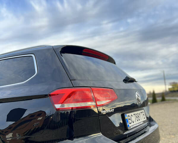 Черный Фольксваген Пассат, объемом двигателя 1.97 л и пробегом 314 тыс. км за 13500 $, фото 16 на Automoto.ua