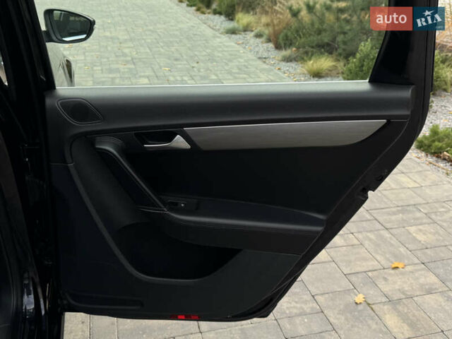 Чорний Фольксваген Пассат, об'ємом двигуна 2 л та пробігом 193 тис. км за 13500 $, фото 35 на Automoto.ua