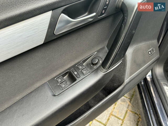 Черный Фольксваген Пассат, объемом двигателя 2 л и пробегом 235 тыс. км за 12300 $, фото 32 на Automoto.ua