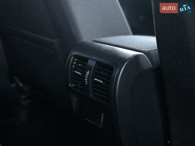 Чорний Фольксваген Пассат, об'ємом двигуна 1.97 л та пробігом 278 тис. км за 11300 $, фото 20 на Automoto.ua