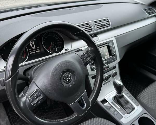 Чорний Фольксваген Пассат, об'ємом двигуна 2 л та пробігом 202 тис. км за 11800 $, фото 14 на Automoto.ua