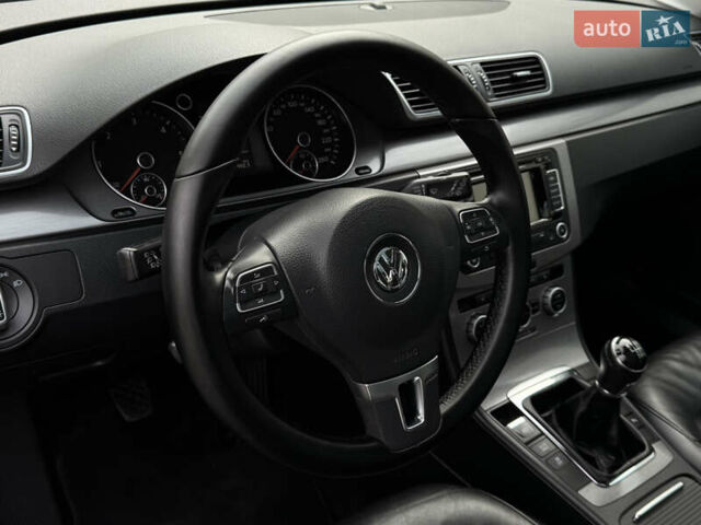 Чорний Фольксваген Пассат, об'ємом двигуна 2 л та пробігом 193 тис. км за 13500 $, фото 15 на Automoto.ua