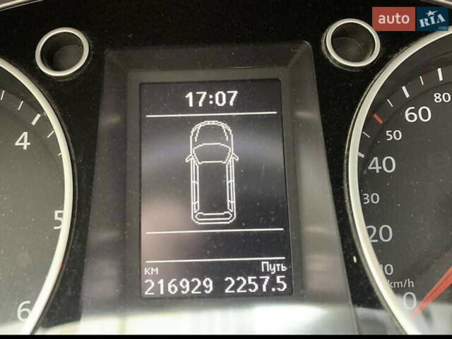 Чорний Фольксваген Пассат, об'ємом двигуна 2 л та пробігом 217 тис. км за 14000 $, фото 19 на Automoto.ua