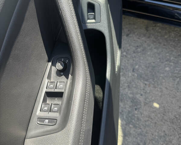 Чорний Фольксваген Пассат, об'ємом двигуна 1.97 л та пробігом 315 тис. км за 15600 $, фото 43 на Automoto.ua