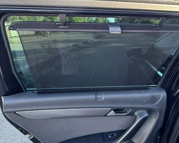 Черный Фольксваген Пассат, объемом двигателя 2 л и пробегом 315 тыс. км за 12400 $, фото 15 на Automoto.ua