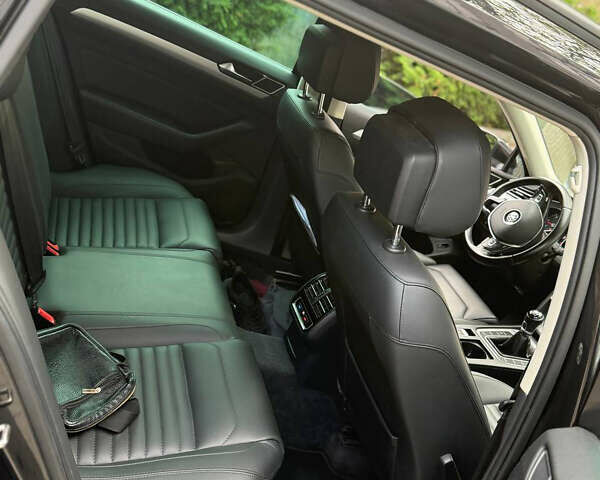 Чорний Фольксваген Пассат, об'ємом двигуна 1.97 л та пробігом 290 тис. км за 12500 $, фото 8 на Automoto.ua