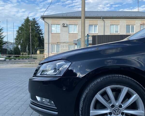 Черный Фольксваген Пассат, объемом двигателя 2 л и пробегом 275 тыс. км за 13599 $, фото 9 на Automoto.ua