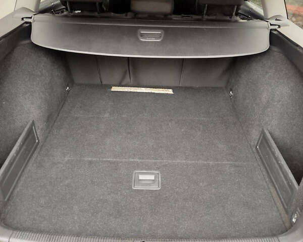 Чорний Фольксваген Пассат, об'ємом двигуна 1.6 л та пробігом 382 тис. км за 8900 $, фото 8 на Automoto.ua