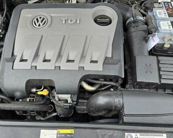 Черный Фольксваген Пассат, объемом двигателя 1.97 л и пробегом 200 тыс. км за 14567 $, фото 1 на Automoto.ua