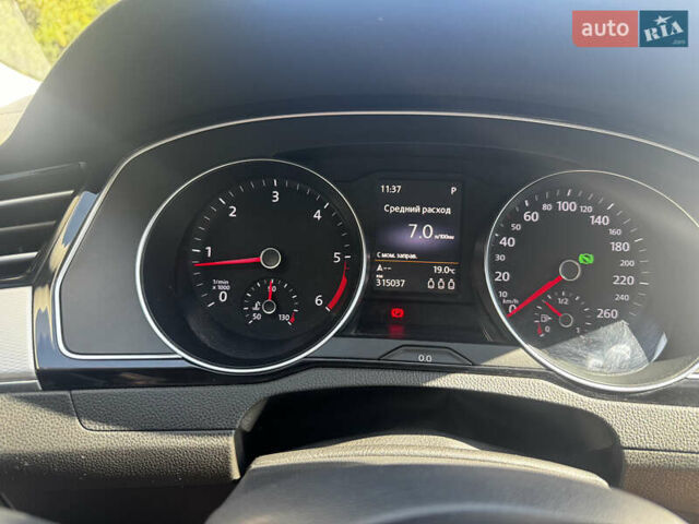 Чорний Фольксваген Пассат, об'ємом двигуна 1.97 л та пробігом 315 тис. км за 15600 $, фото 6 на Automoto.ua
