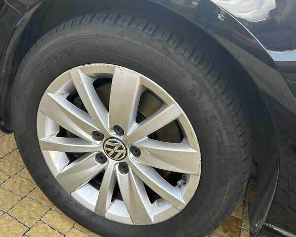 Черный Фольксваген Пассат, объемом двигателя 1.97 л и пробегом 245 тыс. км за 11500 $, фото 12 на Automoto.ua