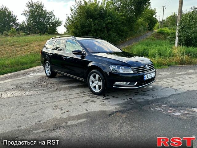 Черный Фольксваген Пассат, объемом двигателя 2 л и пробегом 300 тыс. км за 11000 $, фото 1 на Automoto.ua