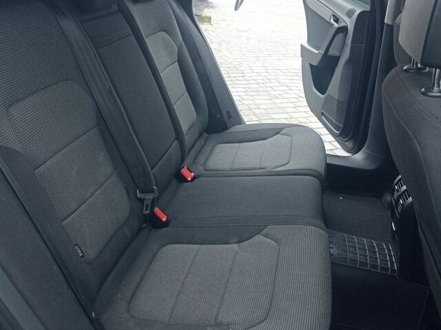 Черный Фольксваген Пассат, объемом двигателя 2 л и пробегом 236 тыс. км за 10700 $, фото 4 на Automoto.ua