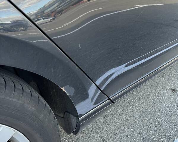 Черный Фольксваген Пассат, объемом двигателя 1.6 л и пробегом 361 тыс. км за 12000 $, фото 11 на Automoto.ua