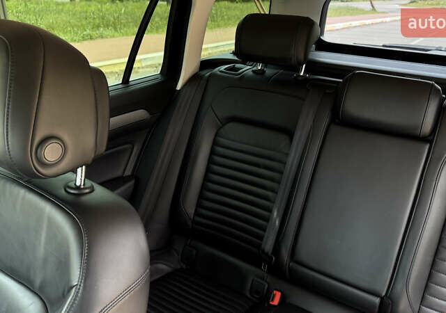 Черный Фольксваген Пассат, объемом двигателя 1.97 л и пробегом 290 тыс. км за 17000 $, фото 14 на Automoto.ua