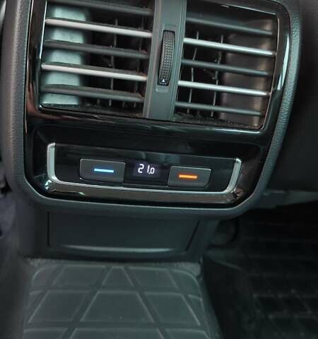 Черный Фольксваген Пассат, объемом двигателя 1.6 л и пробегом 292 тыс. км за 13100 $, фото 33 на Automoto.ua