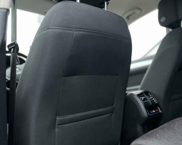 Черный Фольксваген Пассат, объемом двигателя 1.6 л и пробегом 325 тыс. км за 12600 $, фото 38 на Automoto.ua