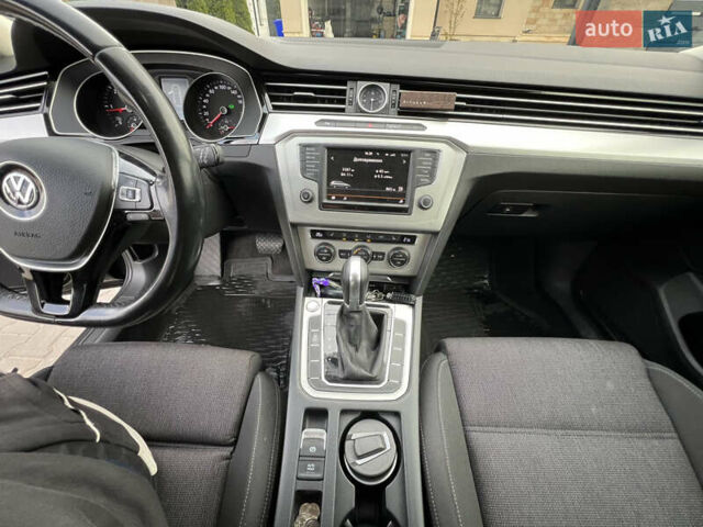 Чорний Фольксваген Пассат, об'ємом двигуна 1.97 л та пробігом 220 тис. км за 14300 $, фото 27 на Automoto.ua