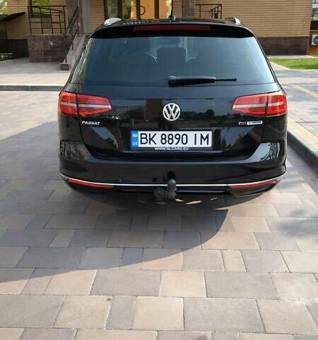 Черный Фольксваген Пассат, объемом двигателя 1.6 л и пробегом 292 тыс. км за 13100 $, фото 50 на Automoto.ua