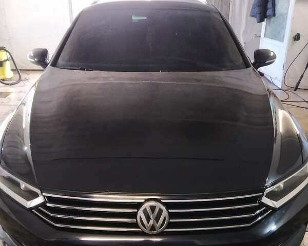 Черный Фольксваген Пассат, объемом двигателя 1.6 л и пробегом 286 тыс. км за 14200 $, фото 12 на Automoto.ua