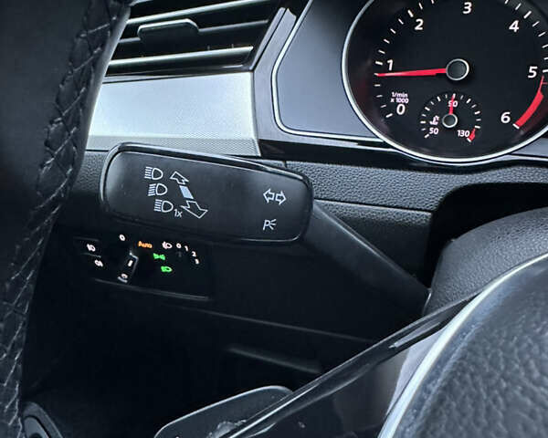 Фольксваген Пассат 2015 в Стрые на Automoto.ua Черный Фольксваген Пассат, объемом двигателя 1.6 л и пробегом 280 тыс. км за 11950 $, фото 44 на Automoto.ua